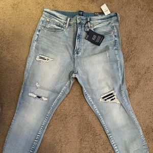 GAP 32 Petite True Skinny Jeans - BOGO